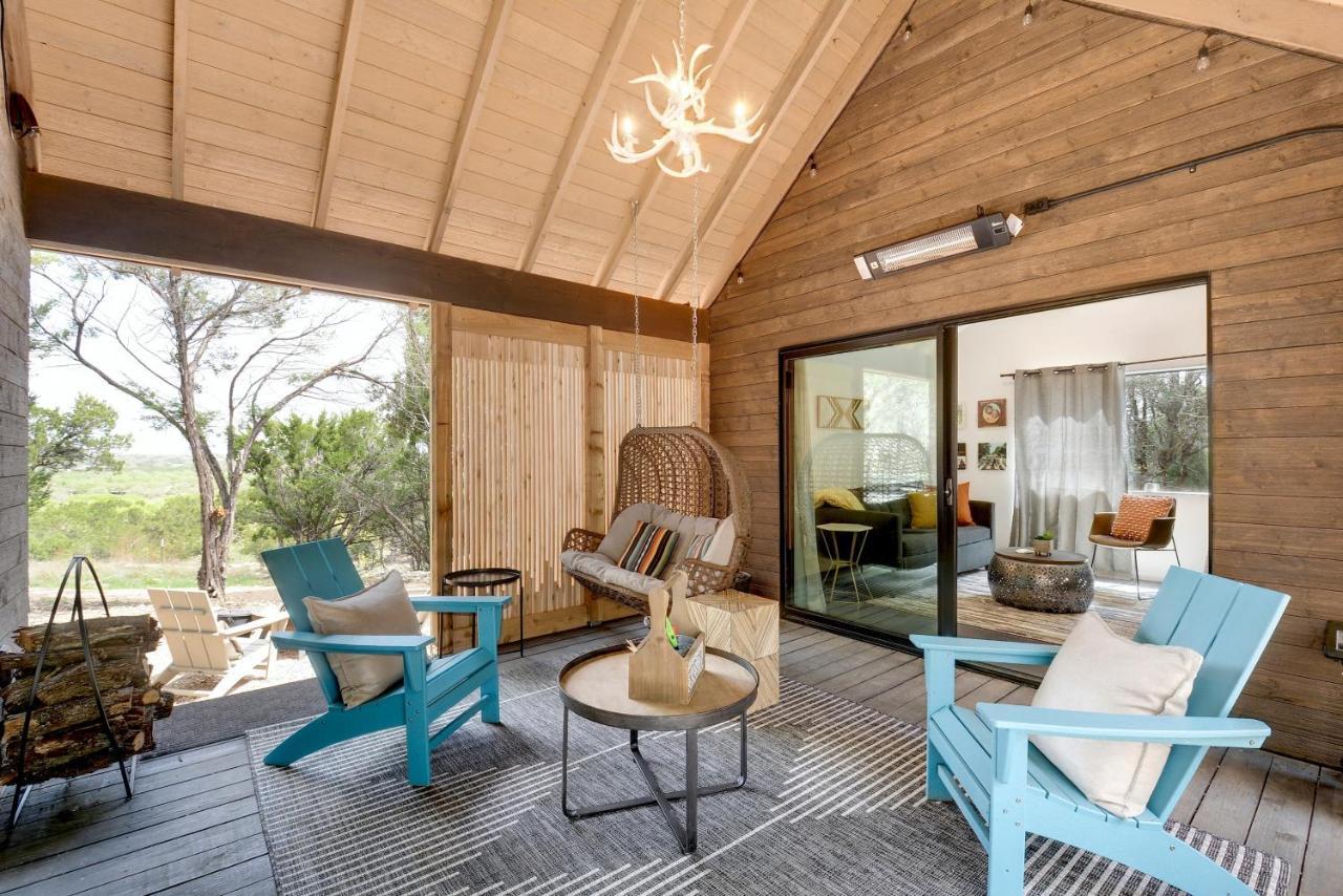 Lucky Arrow Retreat Hotel Dripping Springs Exterior photo