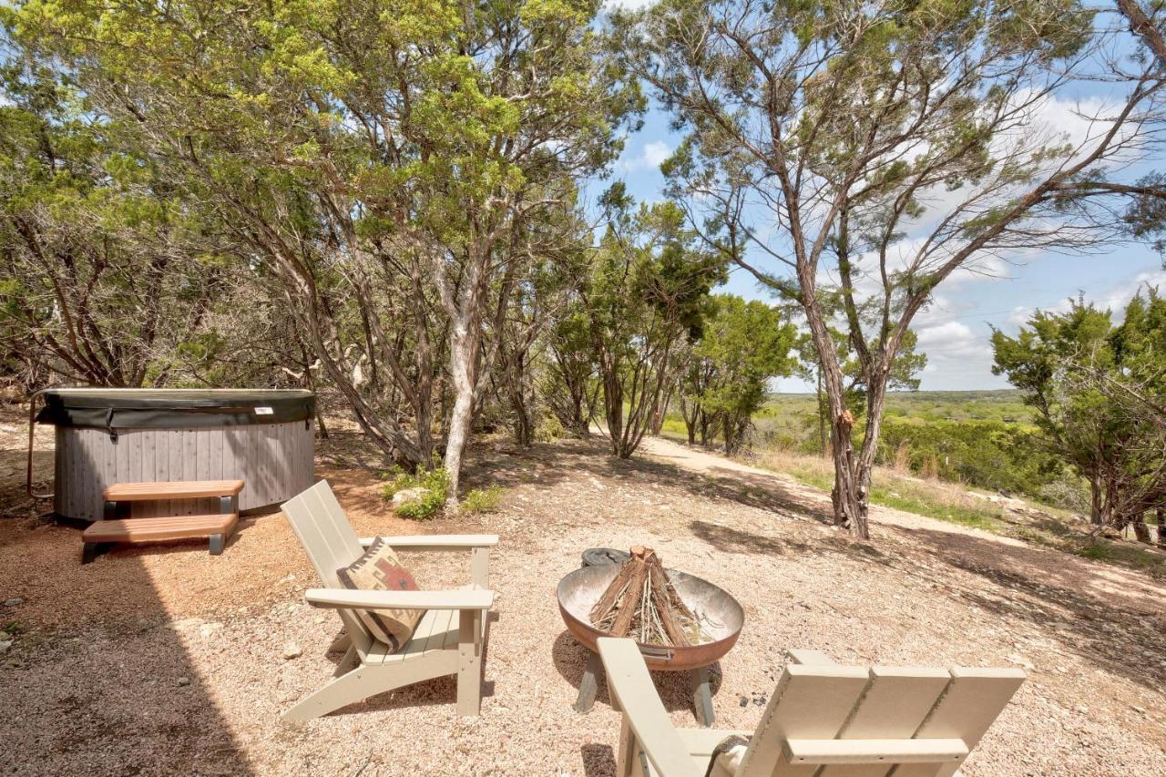 Lucky Arrow Retreat Hotel Dripping Springs Exterior photo